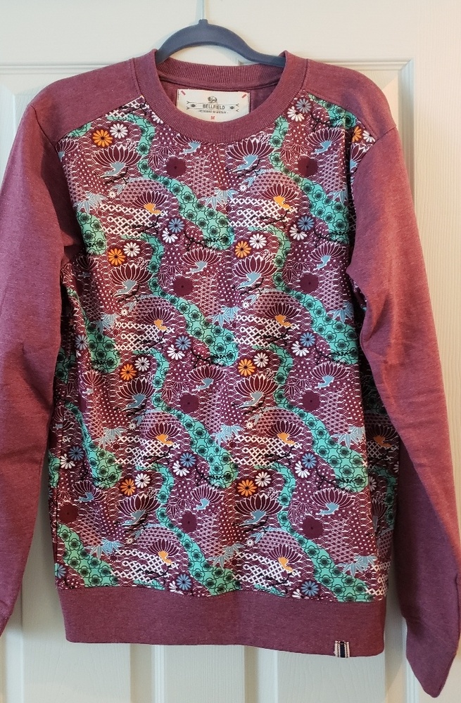 Maroon sweatshirt